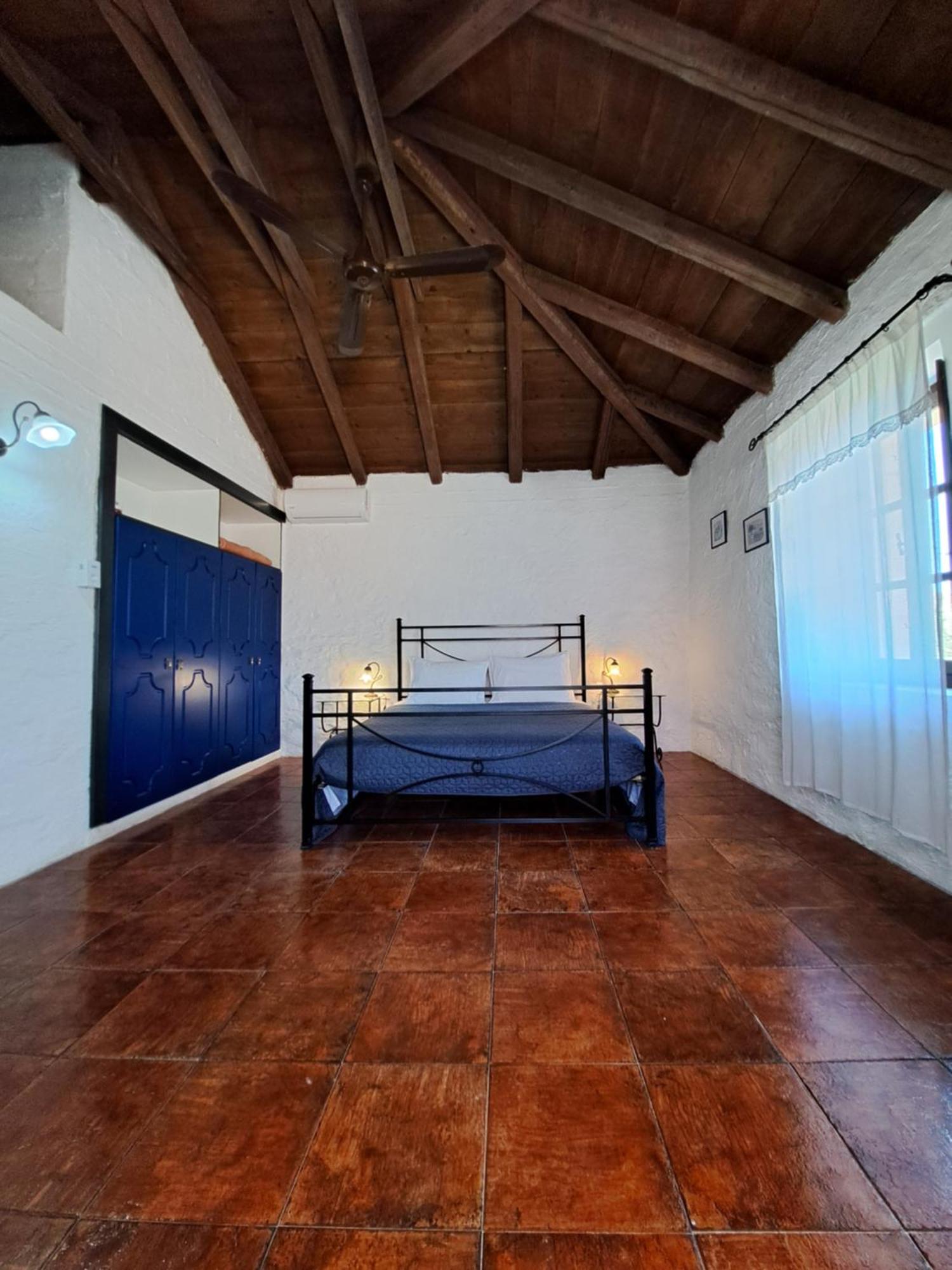 Tsivouli Accommodation Lithakia  エクステリア 写真