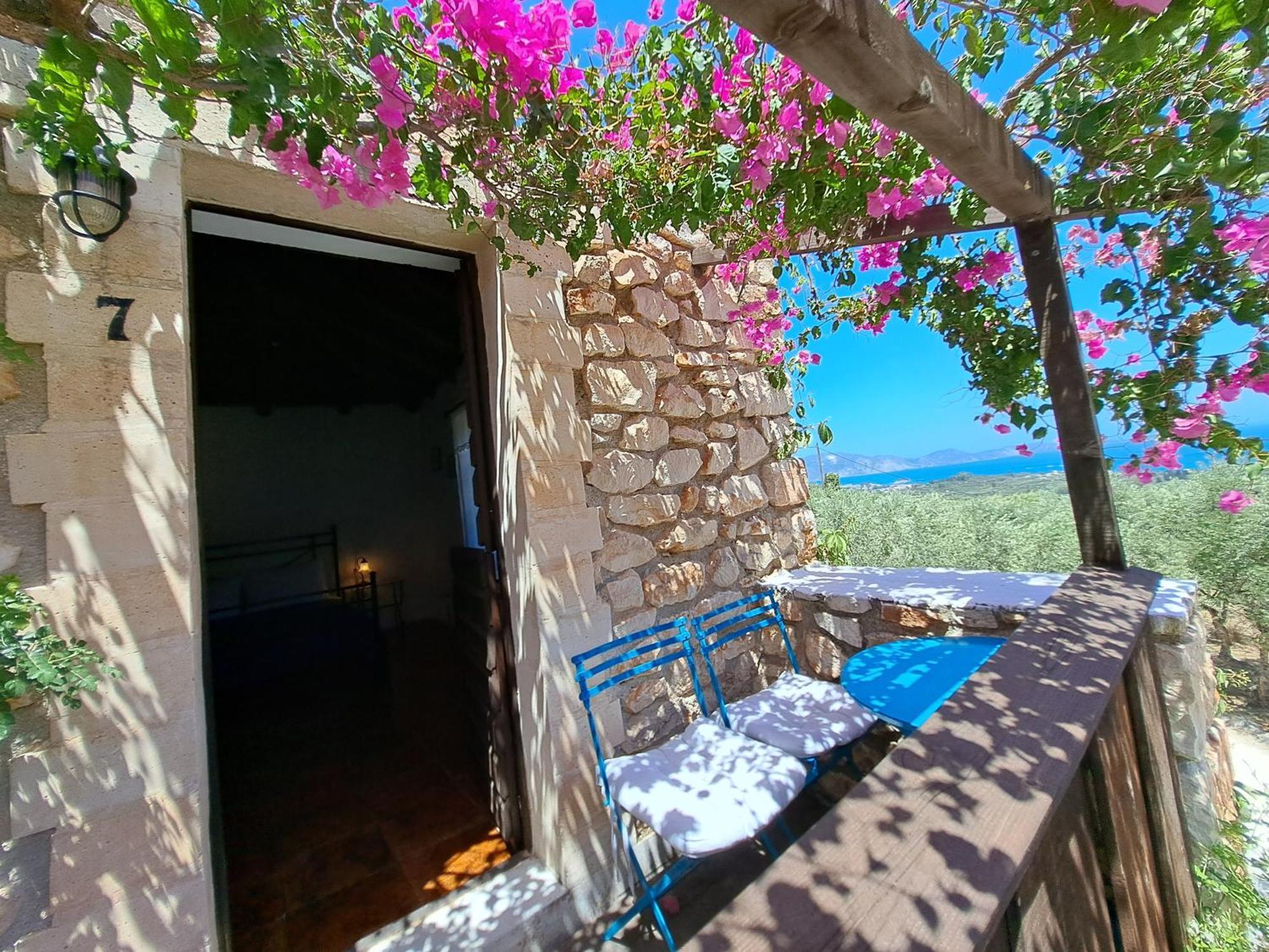 Tsivouli Accommodation Lithakia  エクステリア 写真