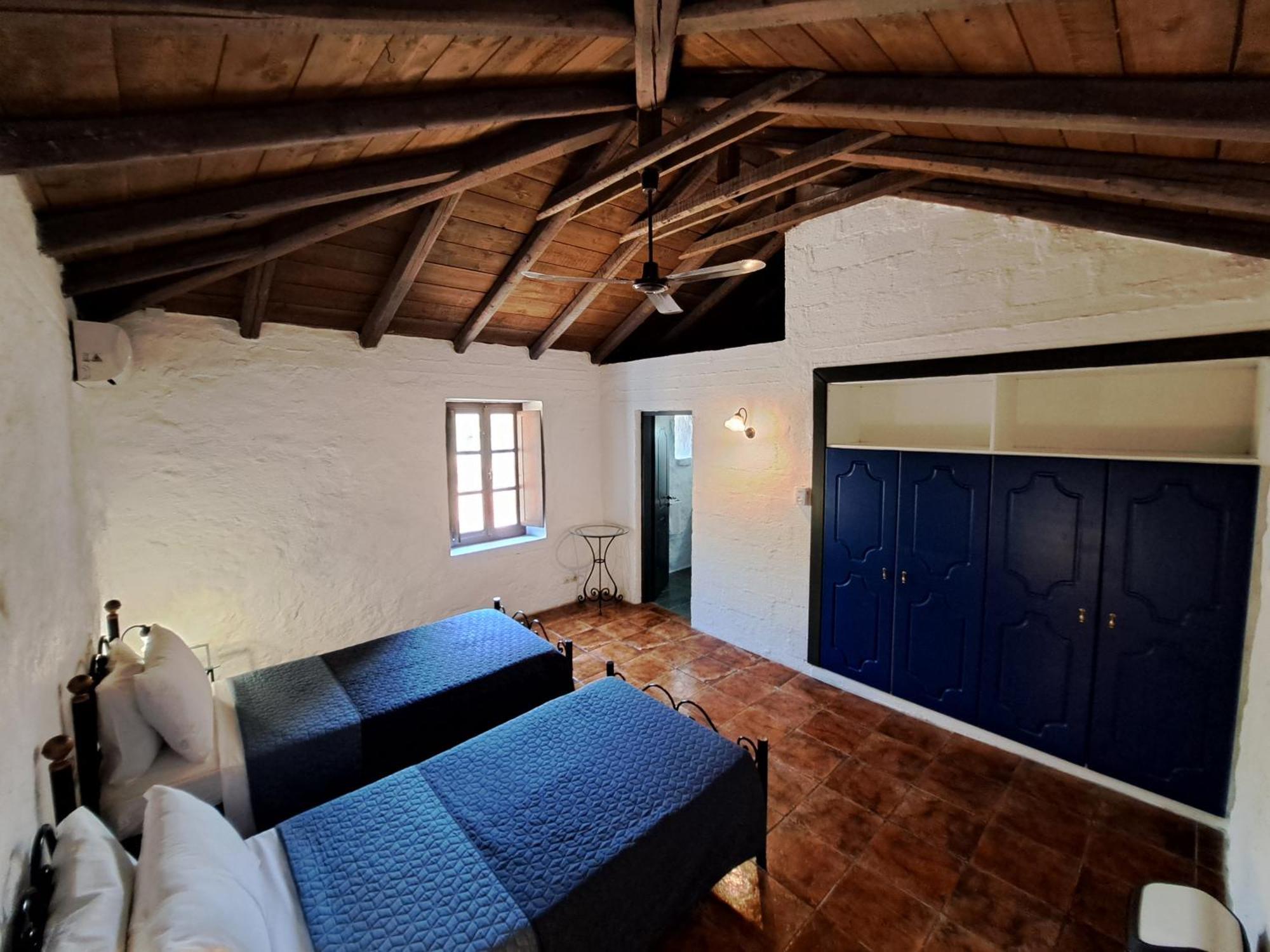 Tsivouli Accommodation Lithakia  エクステリア 写真