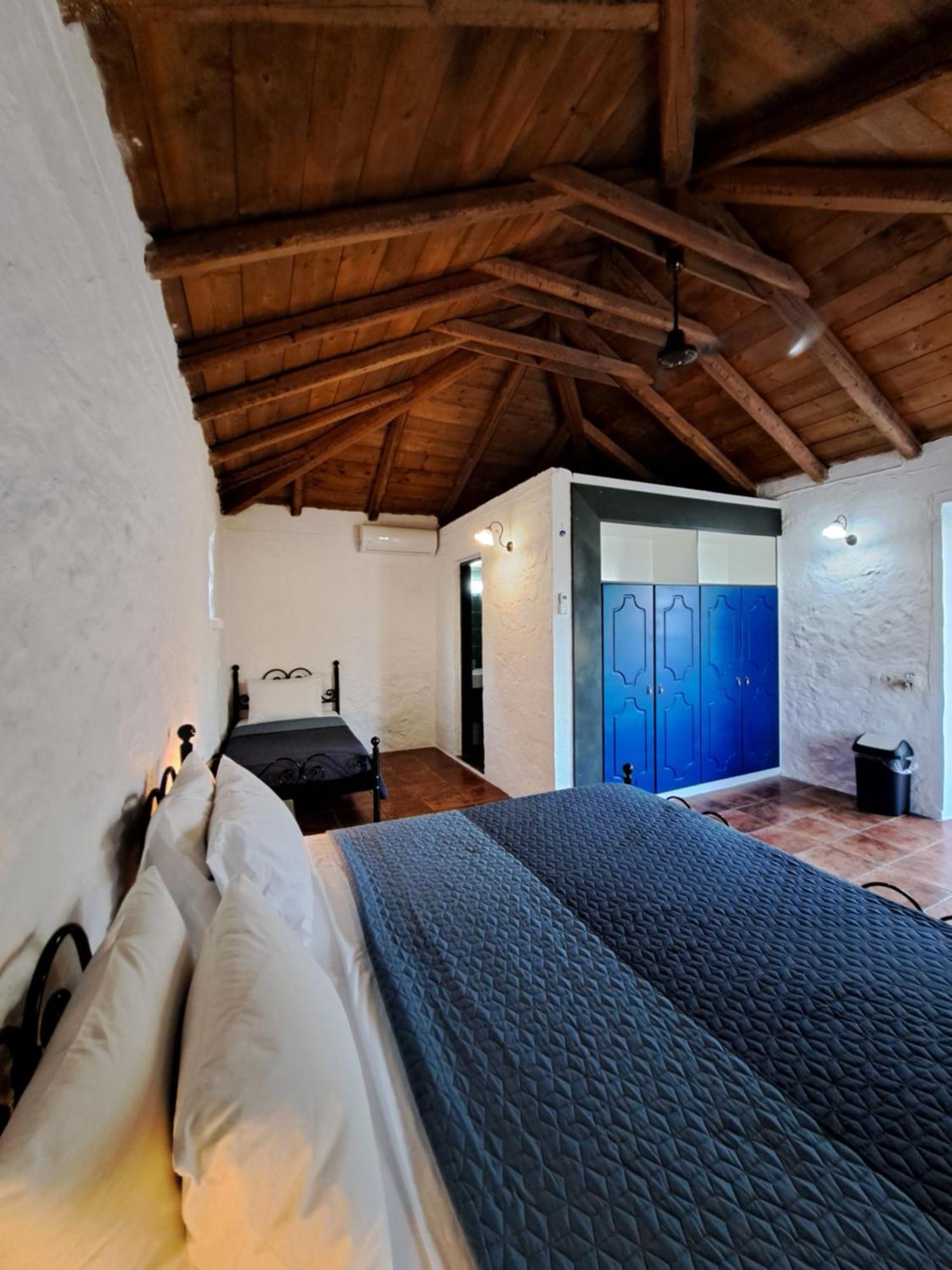 Tsivouli Accommodation Lithakia  エクステリア 写真